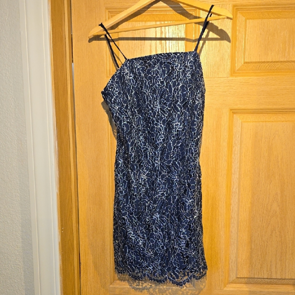 miami Navy Blue One-Shoulder Lace Dress